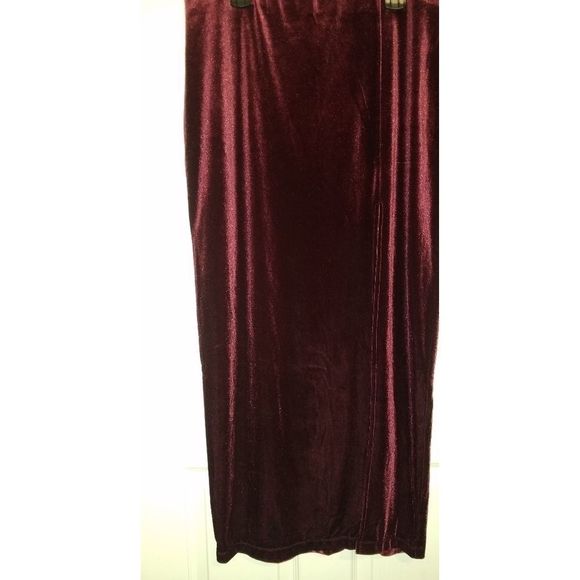 Plus size velvet skirt. Last one - Picture 7 of 8